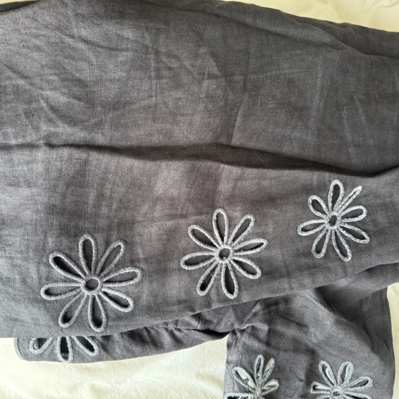 Rails Linen Eyelet Set - Emmie Pant and Pari Top - Size Large - Picture 7 of 9